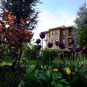 Turquhouse Otel